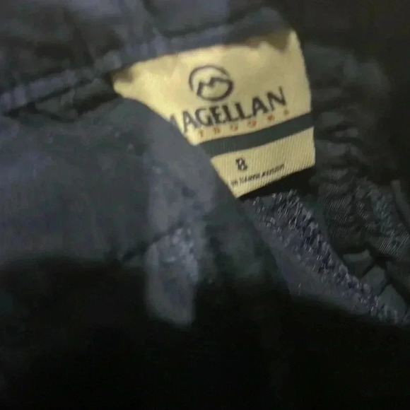 Boys Magellan shorts size 8 - Picture 4 of 4